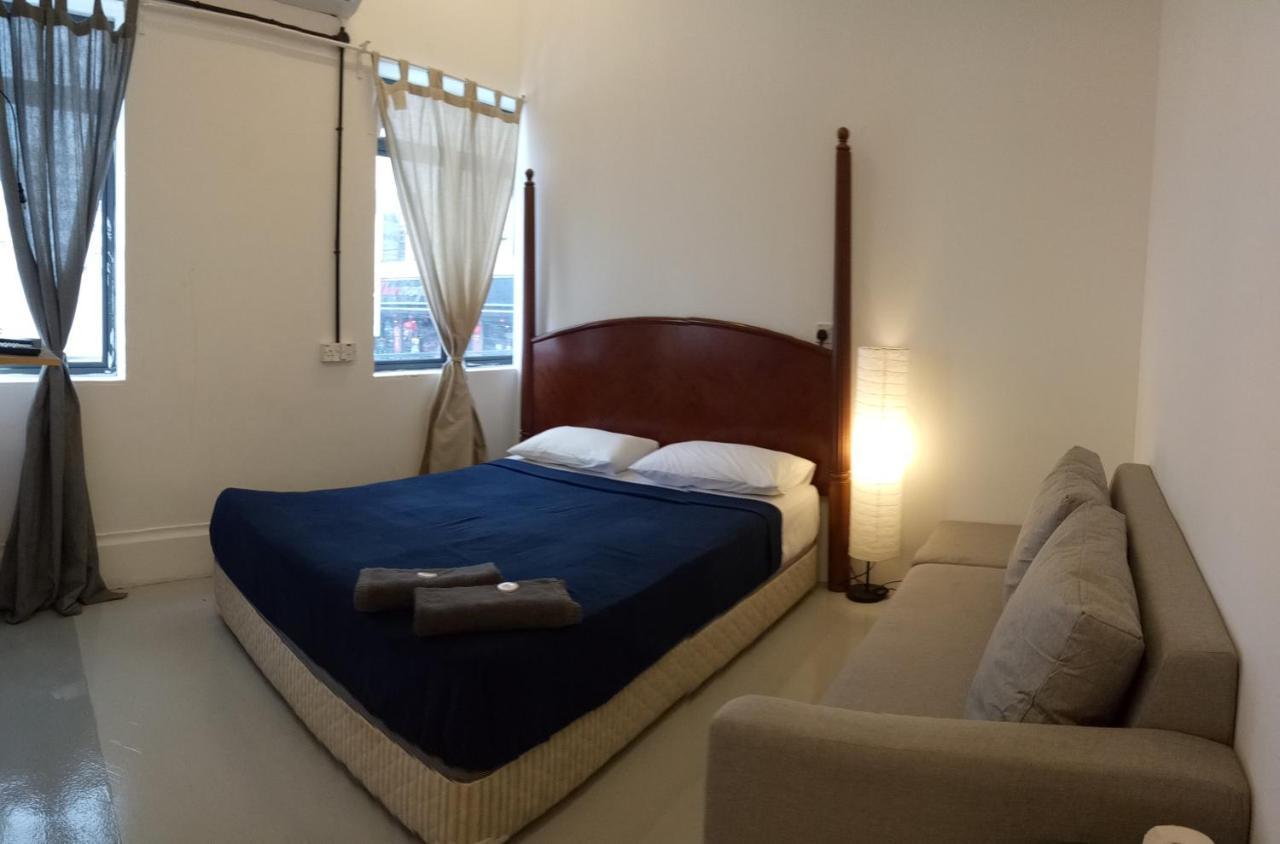 Hawk Hotel & Hostel Kuala Lumpur Esterno foto